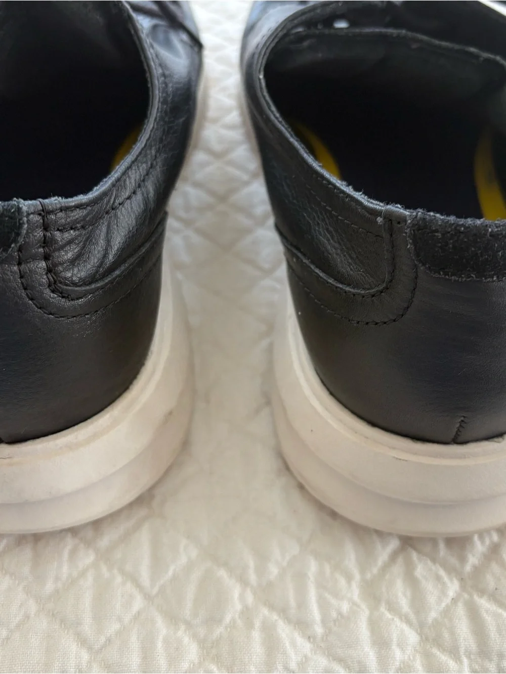 Cole Haan Black Leather Lace-Up Oxfords with White Sole Men’s US 8.5 M